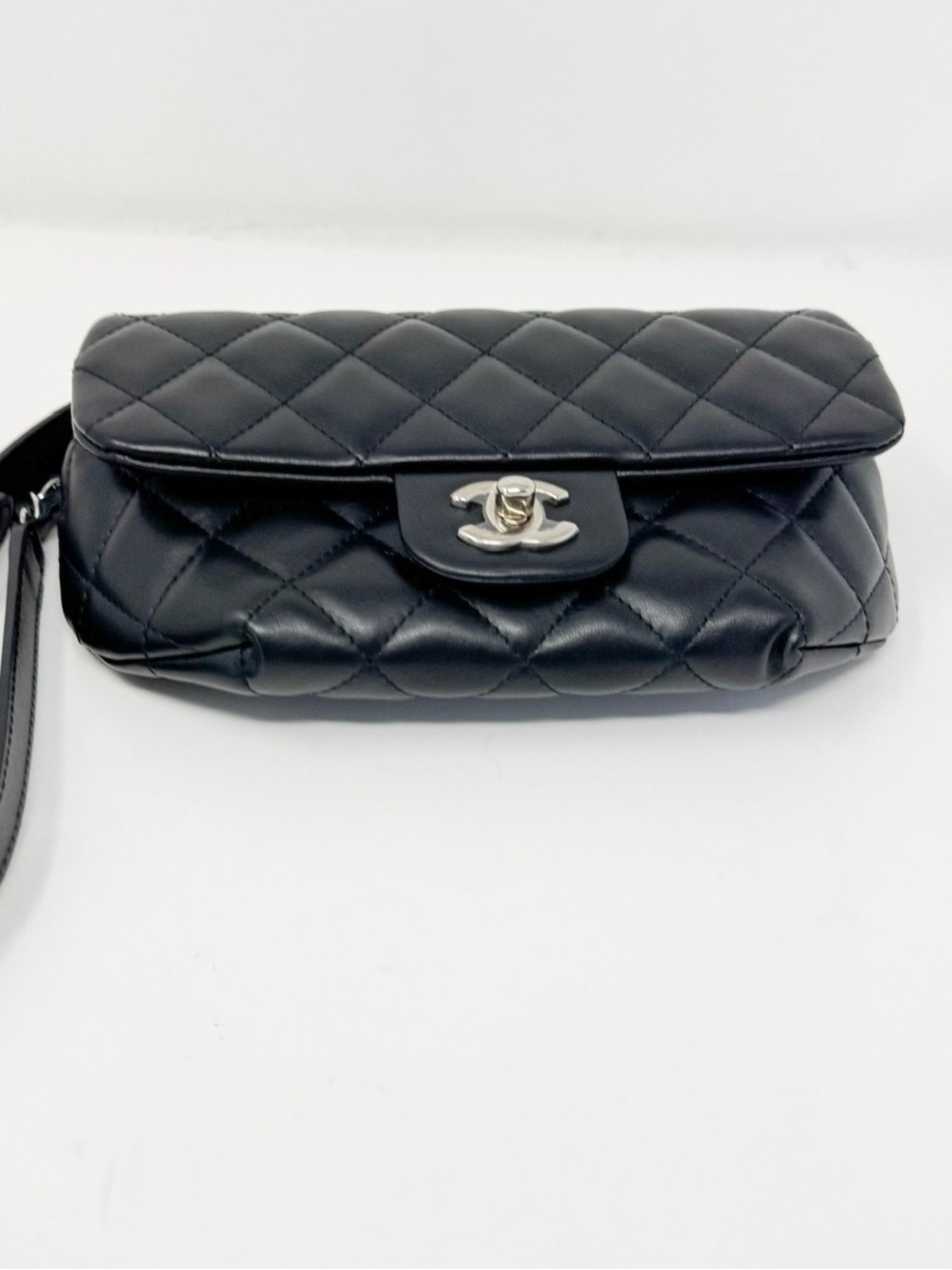 Chanel CC Uniform Flap Belt Bag - Picture 6 of 13